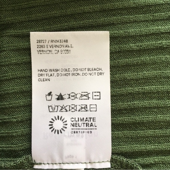 NWT Reformation Leanne Top in Fern Green – Size M - Picture 10 of 10